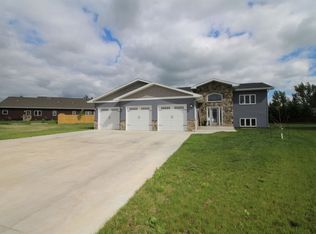 417 3rd Ave SW, Surrey, ND 58785