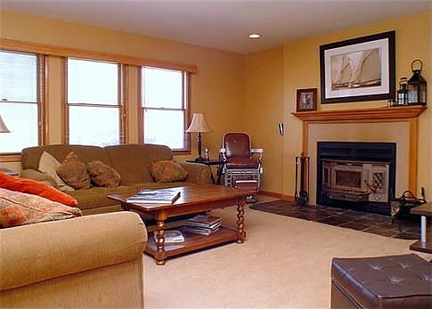 Relaxing Family Room