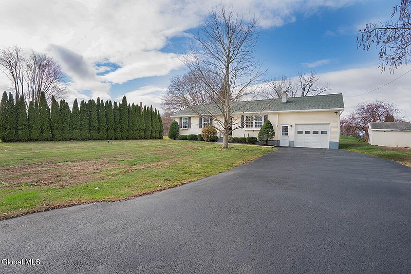 3rd image of 39 Galesville Road