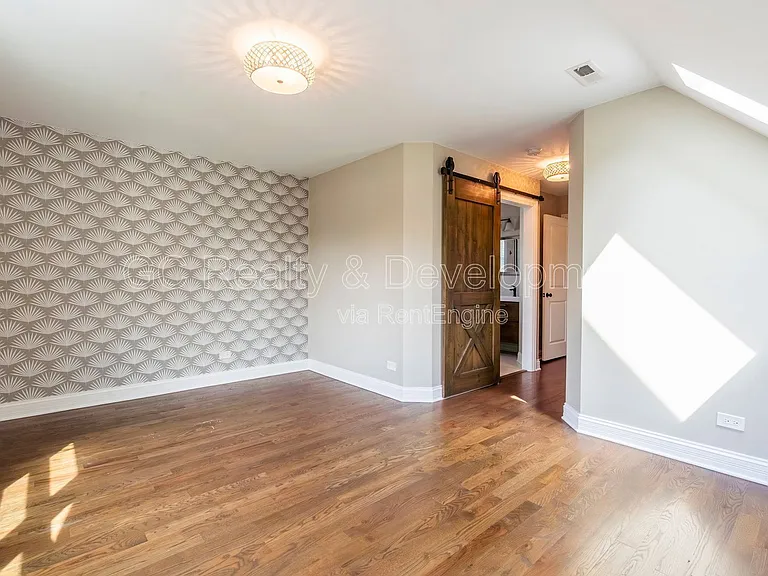 5619 W Irving Park Rd — Photo 9