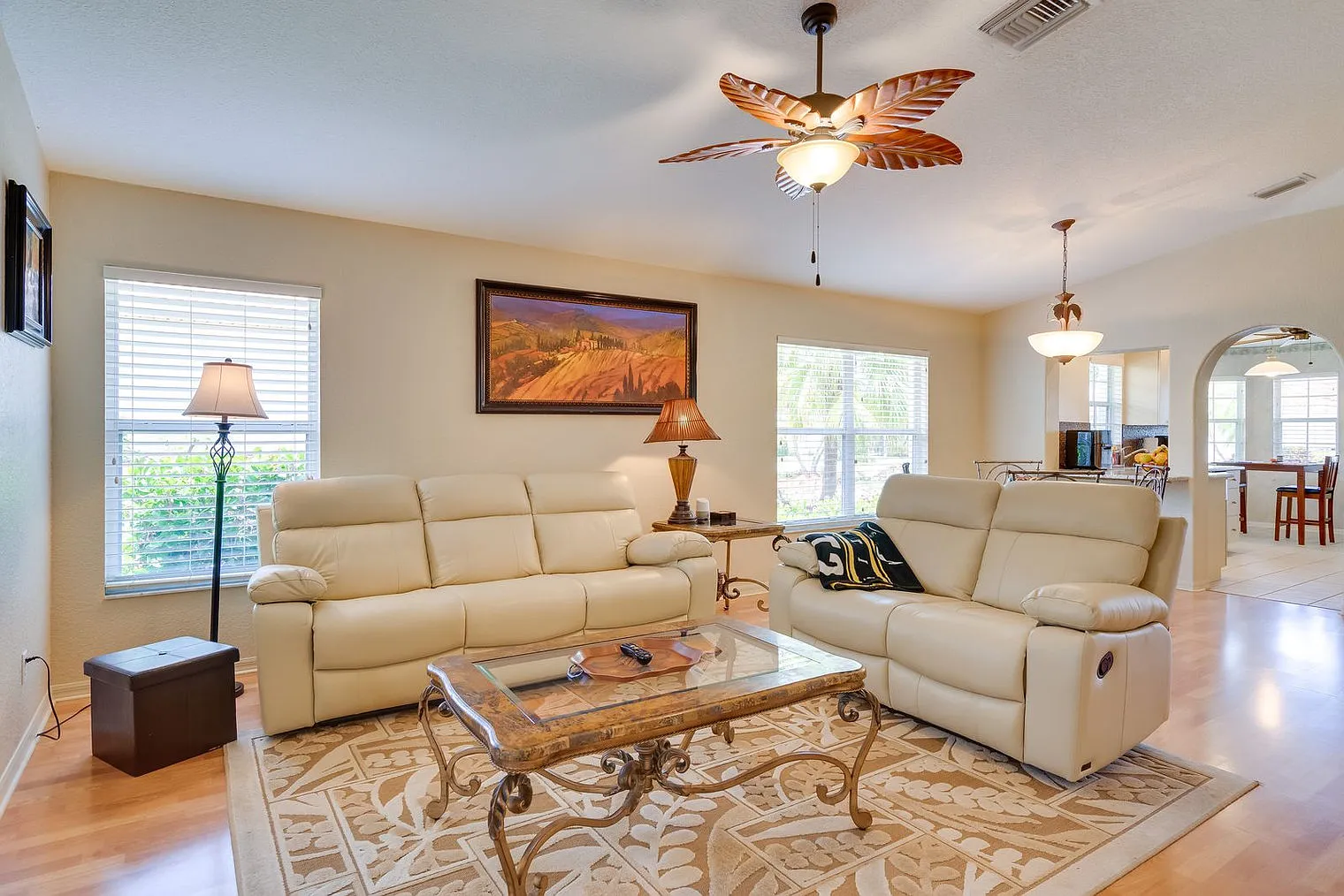2 bed, 2.0 bath, 1248 sqft, $5,225 — Photo 2