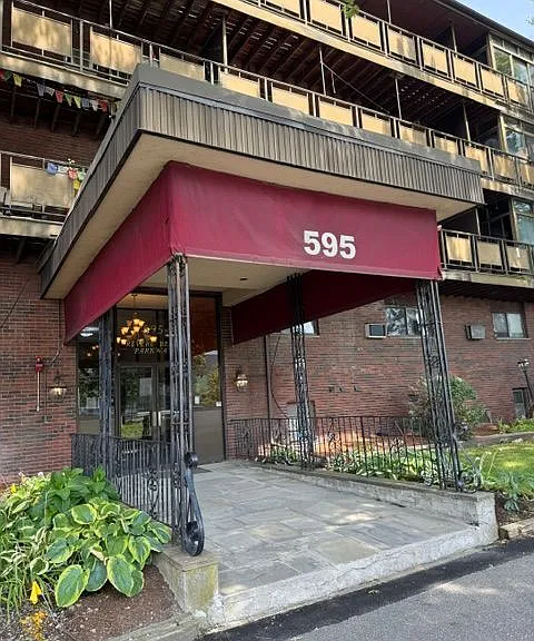 595 Revere Beach Pkwy #33 — Photo 18