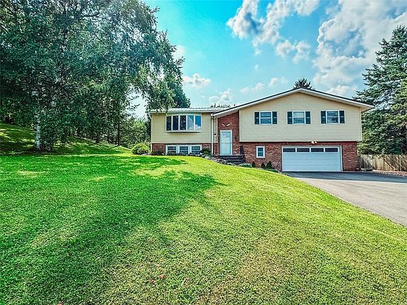 3rd image of 3919 Griffin Rd