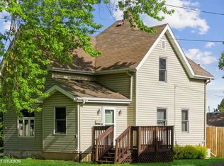 811 W Thompson St, Harvard, IL 60033