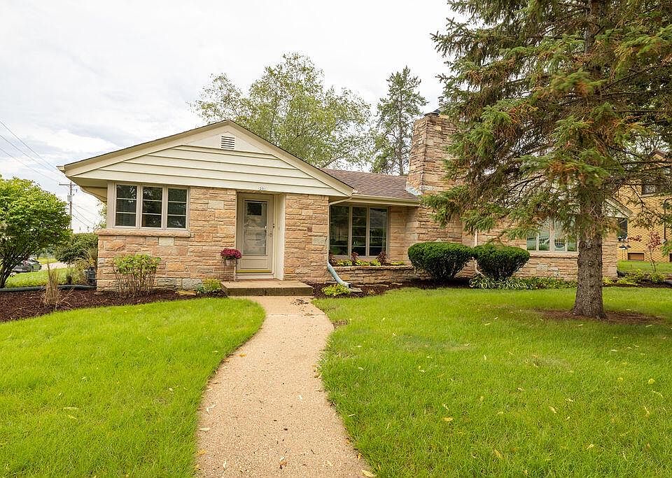1st image of 201 Gardner AVENUE