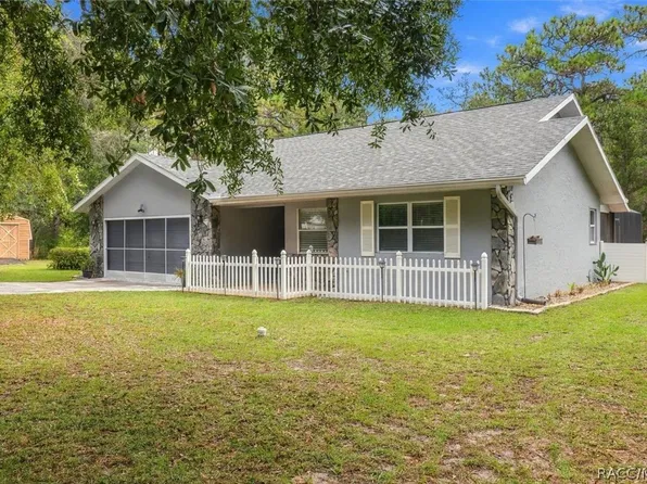 2180 W Learwood Pl, Beverly Hills, FL 34465