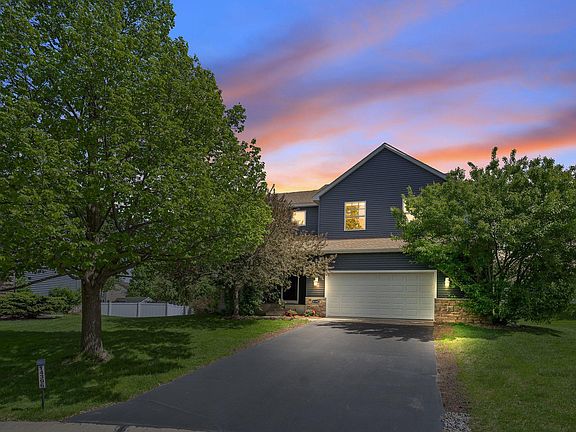 2nd image of 14396 Bayberry Ct