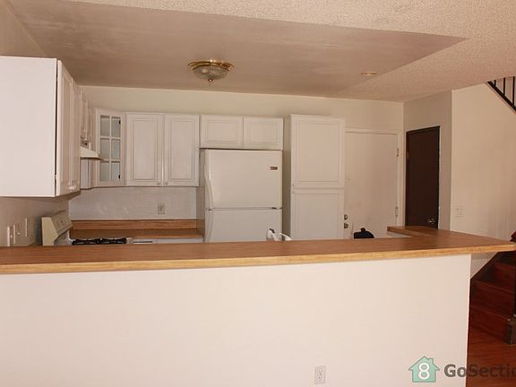 2nd image of 4414 Shalimar Ave