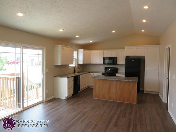 4th image of 4321 Aster Dr