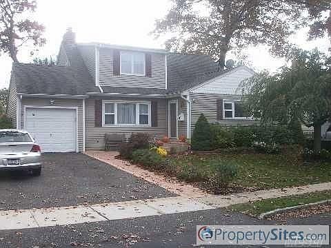 3rd image of 19 Birchfield Ave