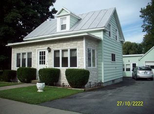 11077 Route 9, Champlain, NY 12919