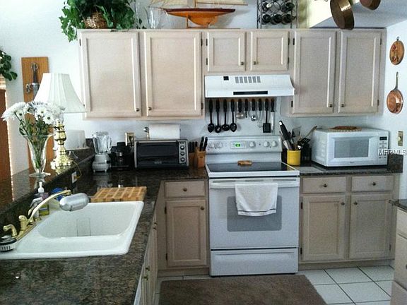 4th image of 11054 Wurdermanns Way