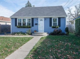 26 Whitcomb Rd, Riverside, RI 02915