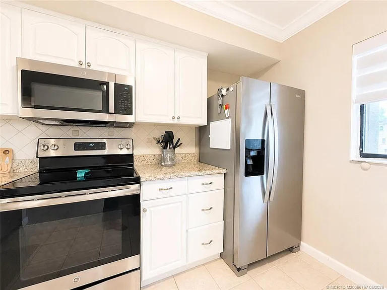 7430 S Ocean Dr #220 — Photo 8