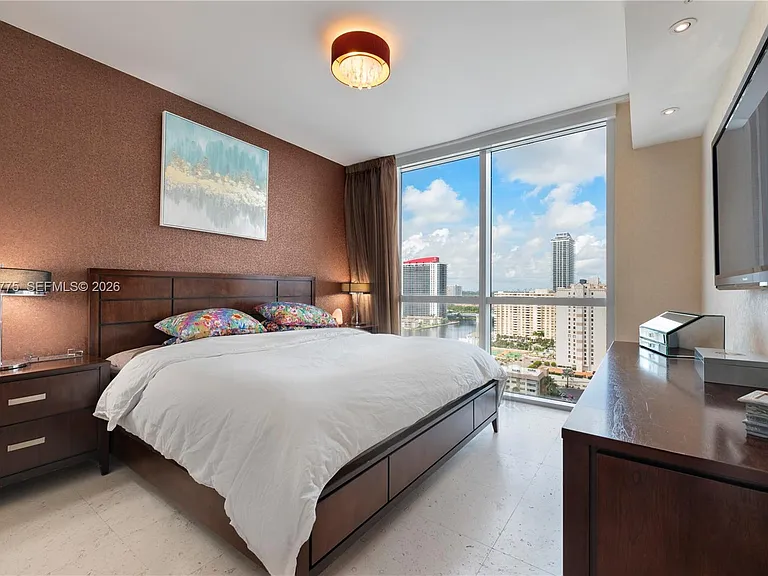 1945 S Ocean Dr #1812 — Photo 15