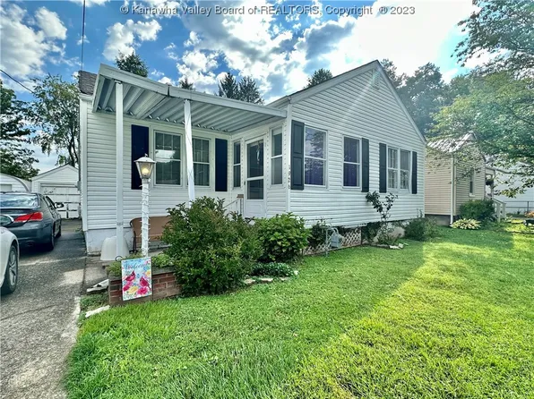 1926 Benedict Cir, Saint Albans, WV 25177