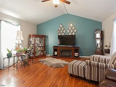 Living Room facing West
