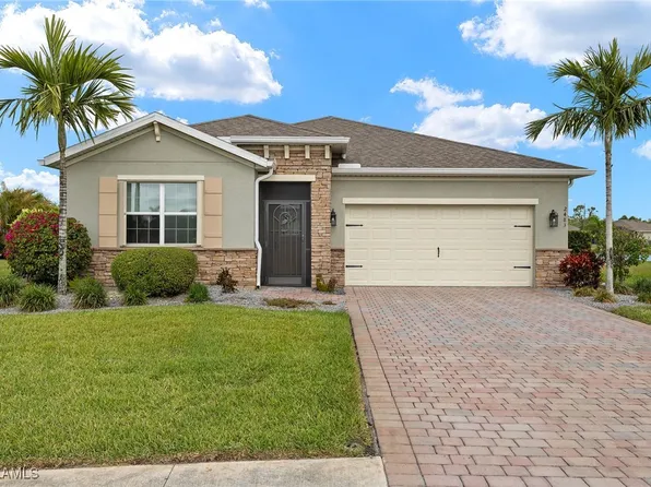 2483 Cagunas Ct, Cape Coral, FL 33909