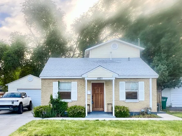 1071 Crescent Dr, Logan, UT 84341