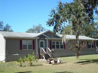 828 NW 14th Way, Lake Panasoffkee, FL 33538