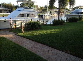 709 Robin Way, North Palm Beach, FL 33408