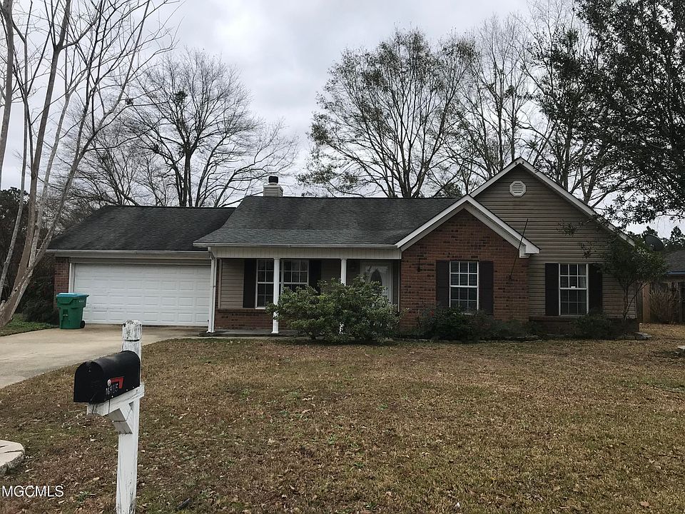 1st image of 16485 Heatherwood Dr