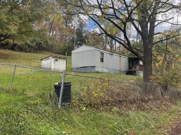 3967 Highway 2036, Roxana, KY 41848