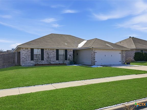 2nd image of 4500 Aspen Dr