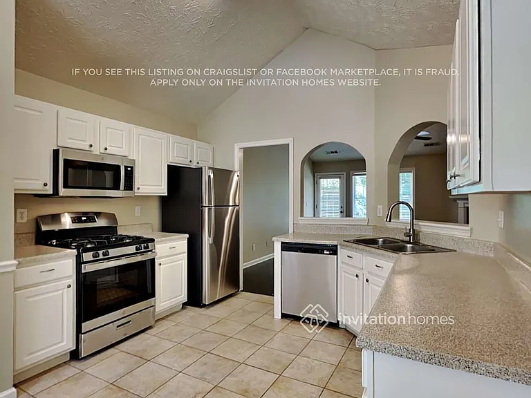 544 Rivulett Ct — Photo 7