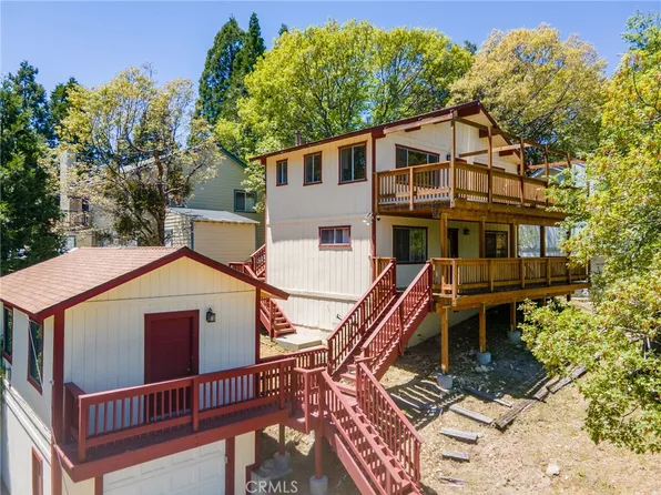 617 Arth Dr, Crestline, CA 92325