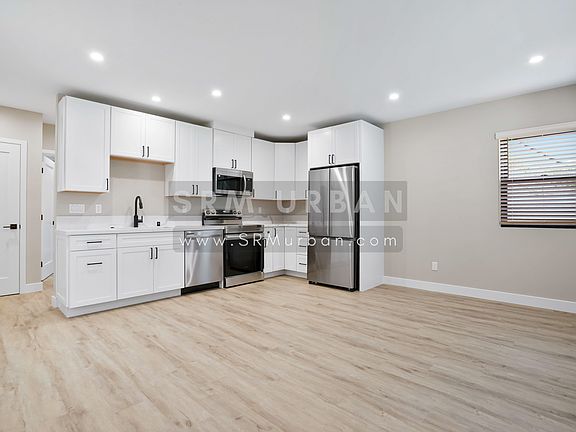 2nd image of 1032 23rd St #5