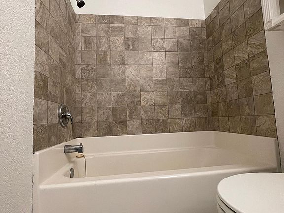 4th image of 20236 N 6th Dr Unit 4