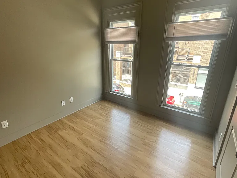 425 N Walnut St — Photo 31