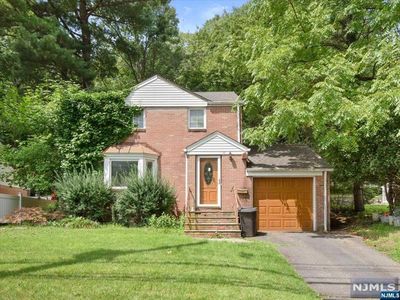 76 Hillside Ave, Westwood, NJ, 07675