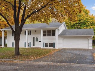 2500 Cedar Crown Dr, Minnetonka, MN 55305