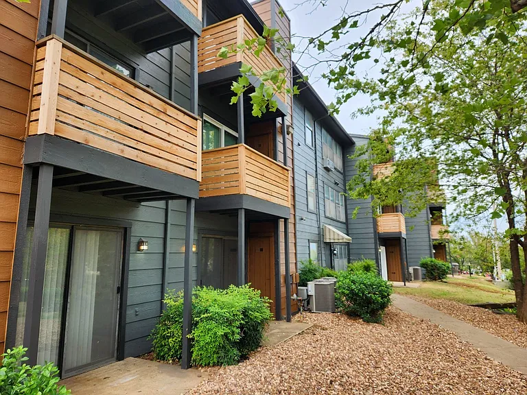 The Lodge Apartments — Photo 17