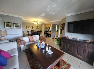 10765 SW 108th Ave APT 201, Miami, FL 33176