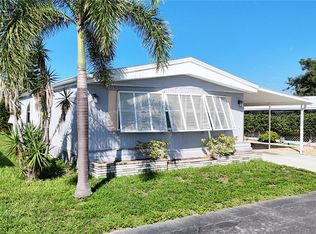 3 S Buena Vista Ave, Englewood, FL 34223
