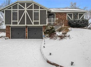 15707 W 126th St, Olathe, KS 66062