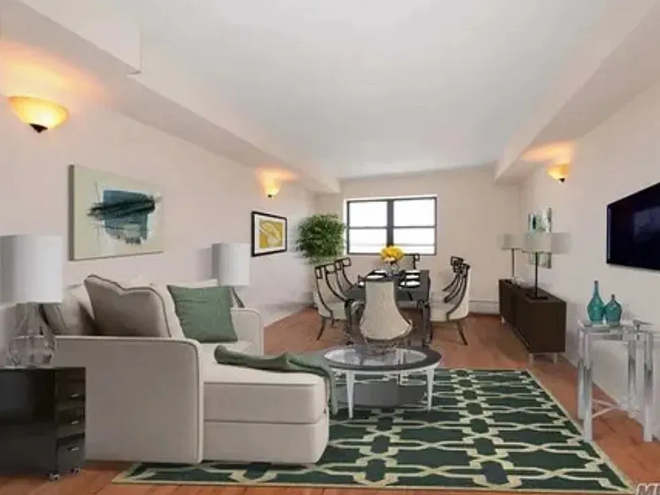 12 Brooklyn Ave #218