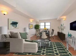 12 Brooklyn Ave APT 218, Valley Stream, NY 11581