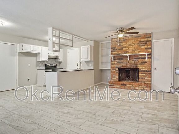 4th image of 502 Peppertree Ln