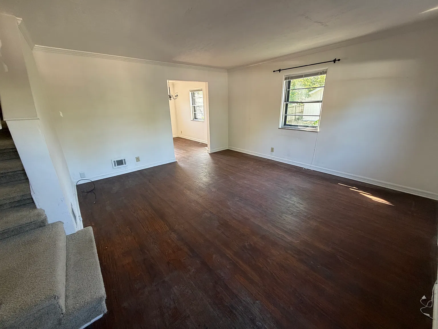 2 bed, 1290 sqft, $1,400 — Photo 2