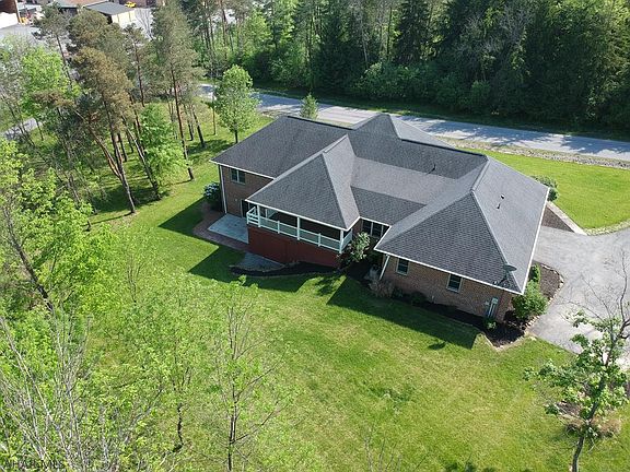 5th image of 117 Maddox Dr