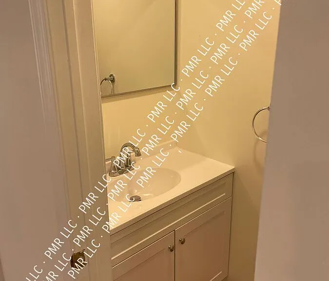 17 Log Pond Dr #1 — Photo 9