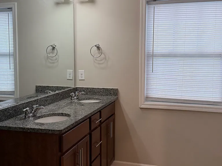 309 Yellow Fox Rd — Photo 11