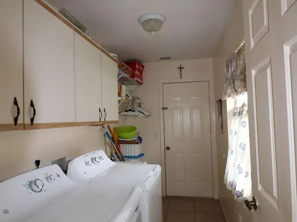 767 SE Autumn Terrace, Port St Lucie, FL 34983