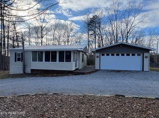 222 Pickett Line Rd, Jamestown, TN 38556