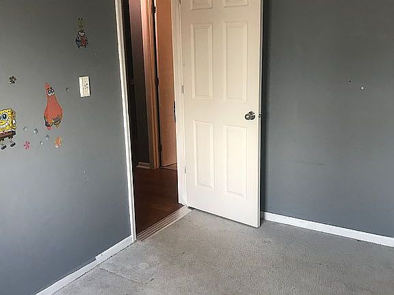 3rd image of 5711 Hacienda Ct