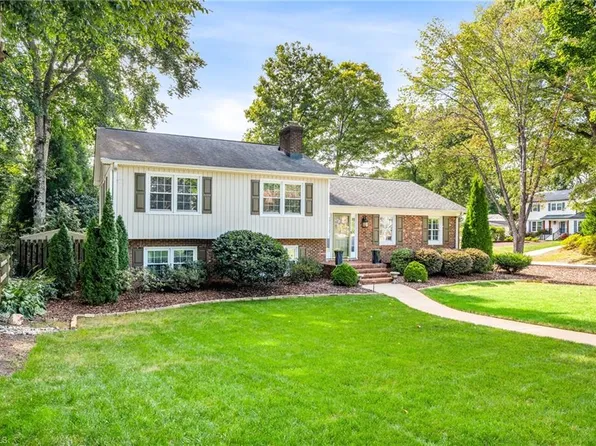 3517 Smoketree Dr, Greensboro, NC 27410